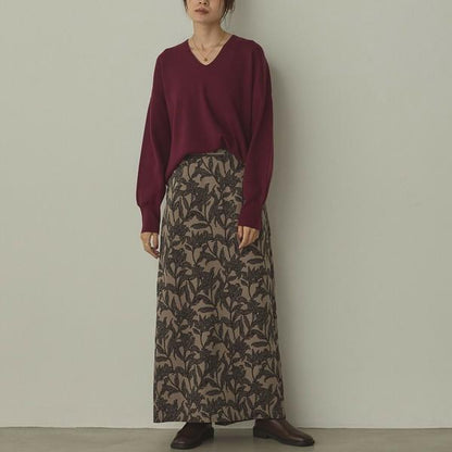 やわもちVネックニット