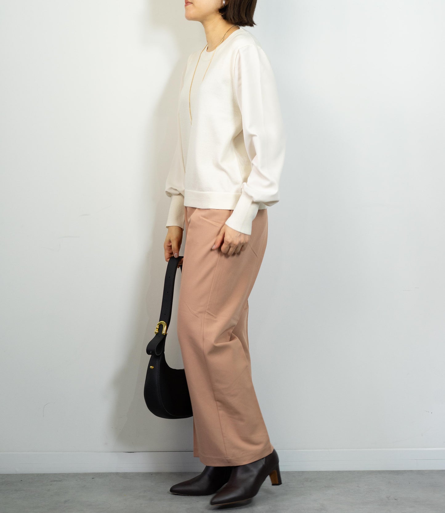 布帛切り替えコンパクトニット