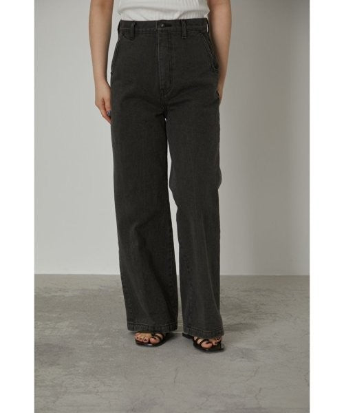 Low-waist-straight-denim