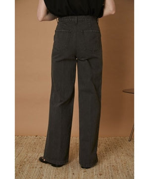 Low-waist-straight-denim