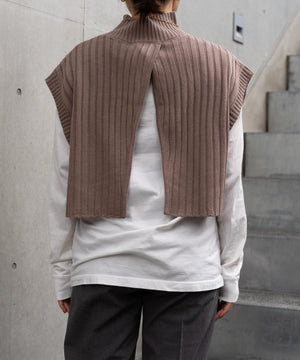 ワイドリブハイネックショートベスト