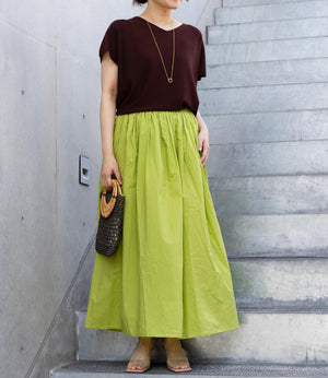 コクーンシルエットVネックニット