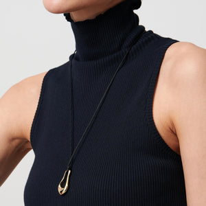 メルティング オーバル コードネックレス