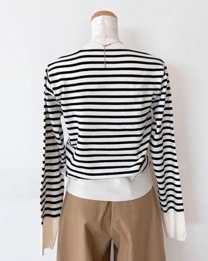 フレンチボーダーニット