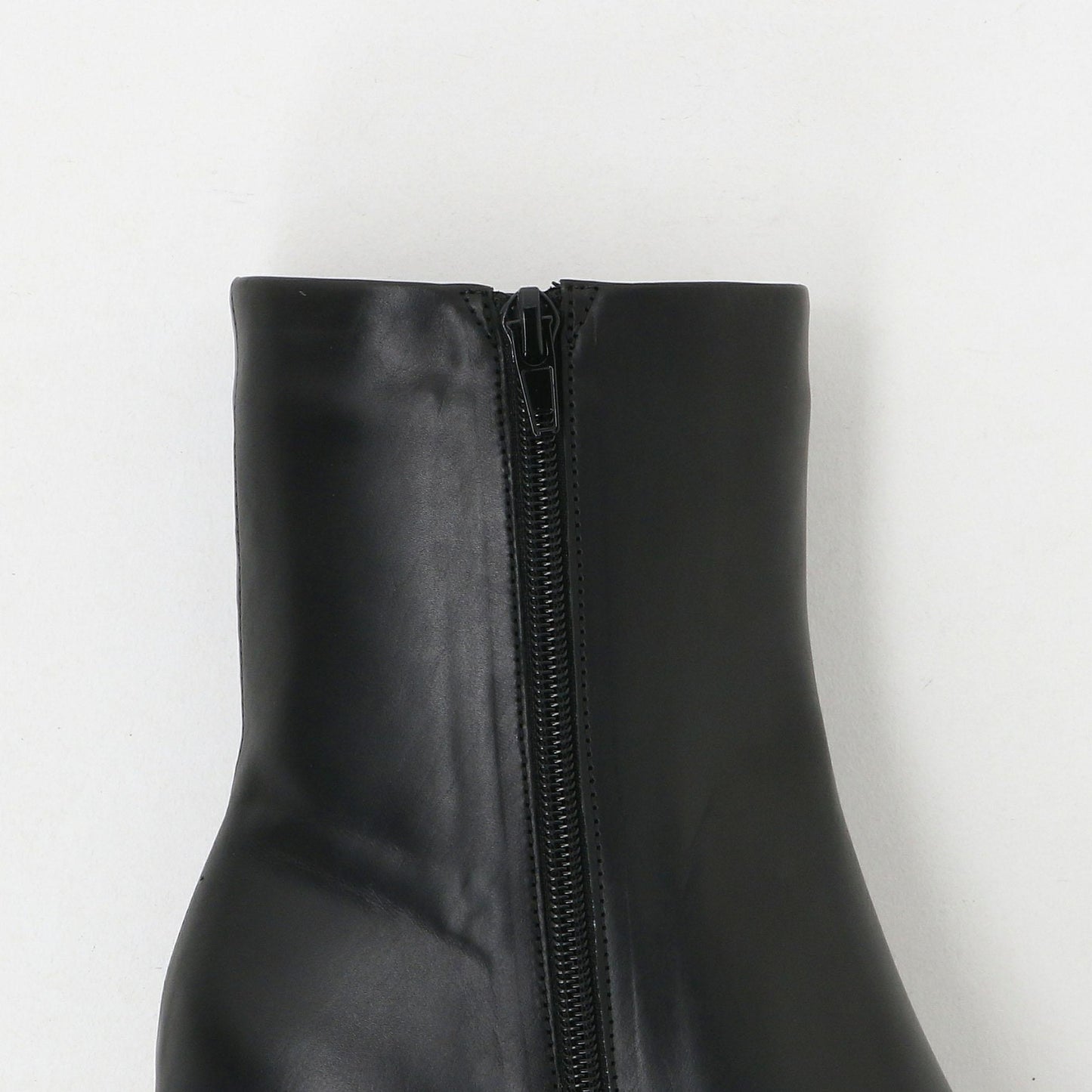 ラウンドプレーン ショートブーツ60↑