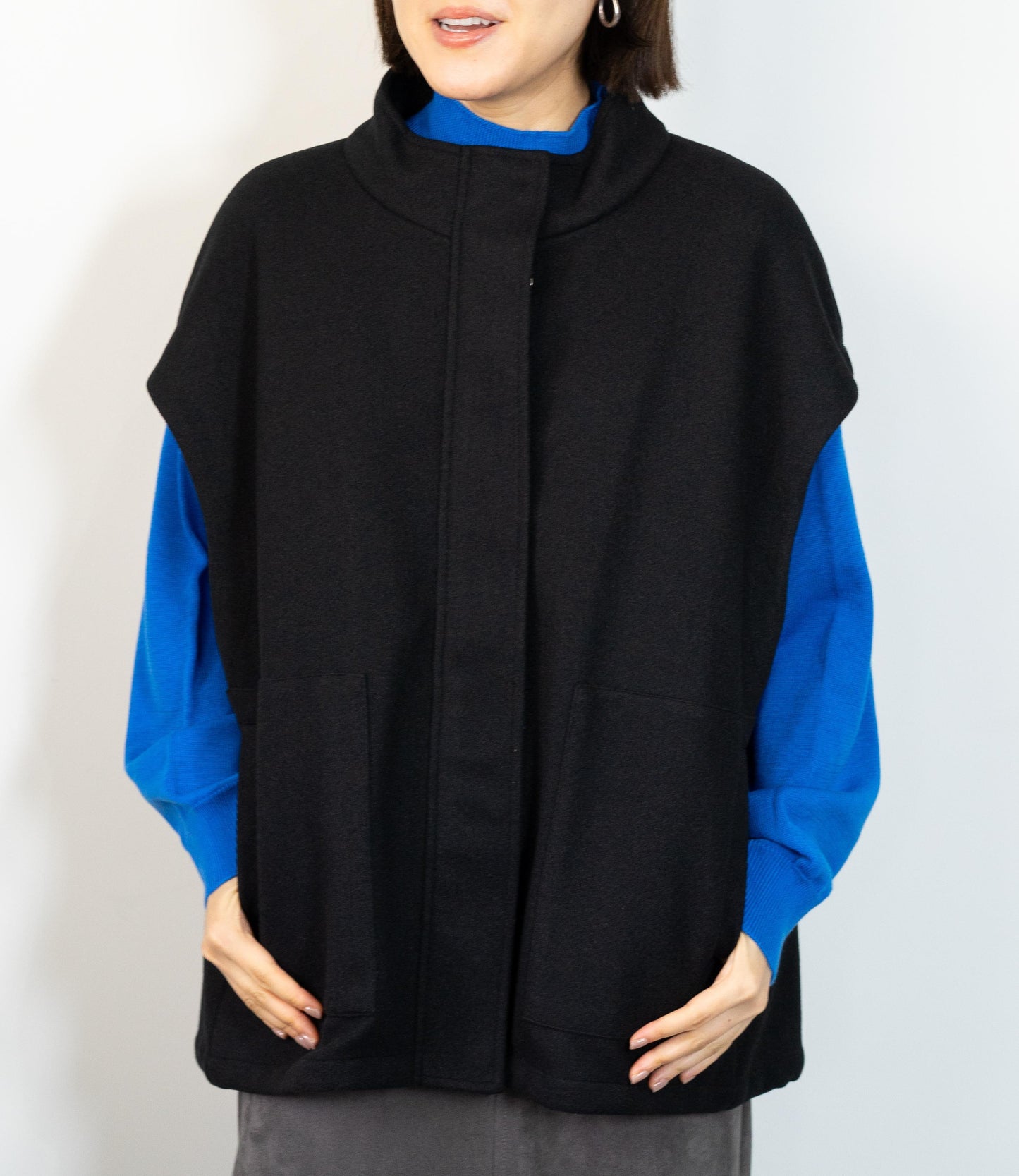 ウールライクハイネックベスト