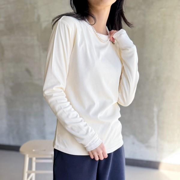 クルーネックトップス
