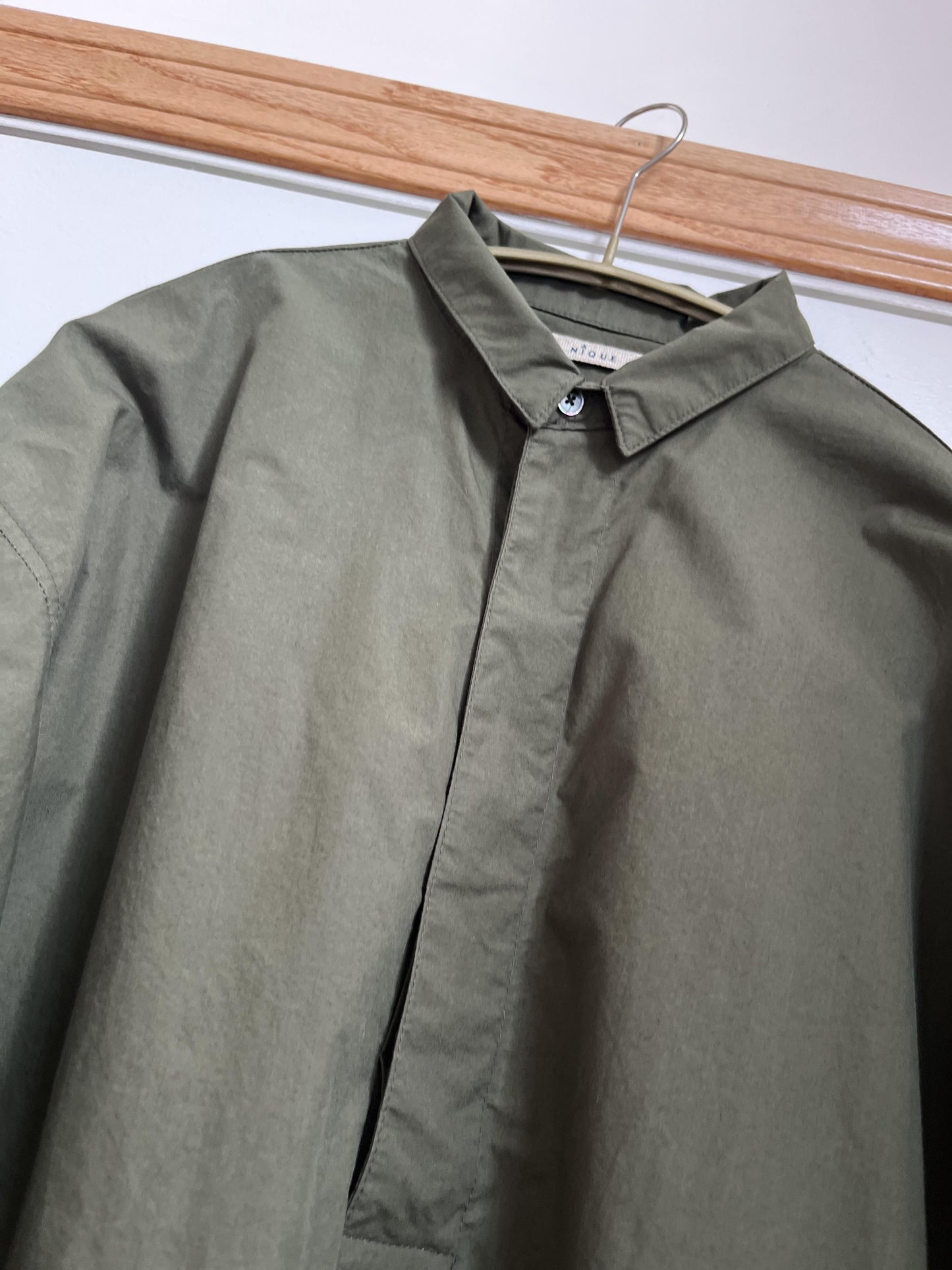 KHAKIプルオーバーシャツ