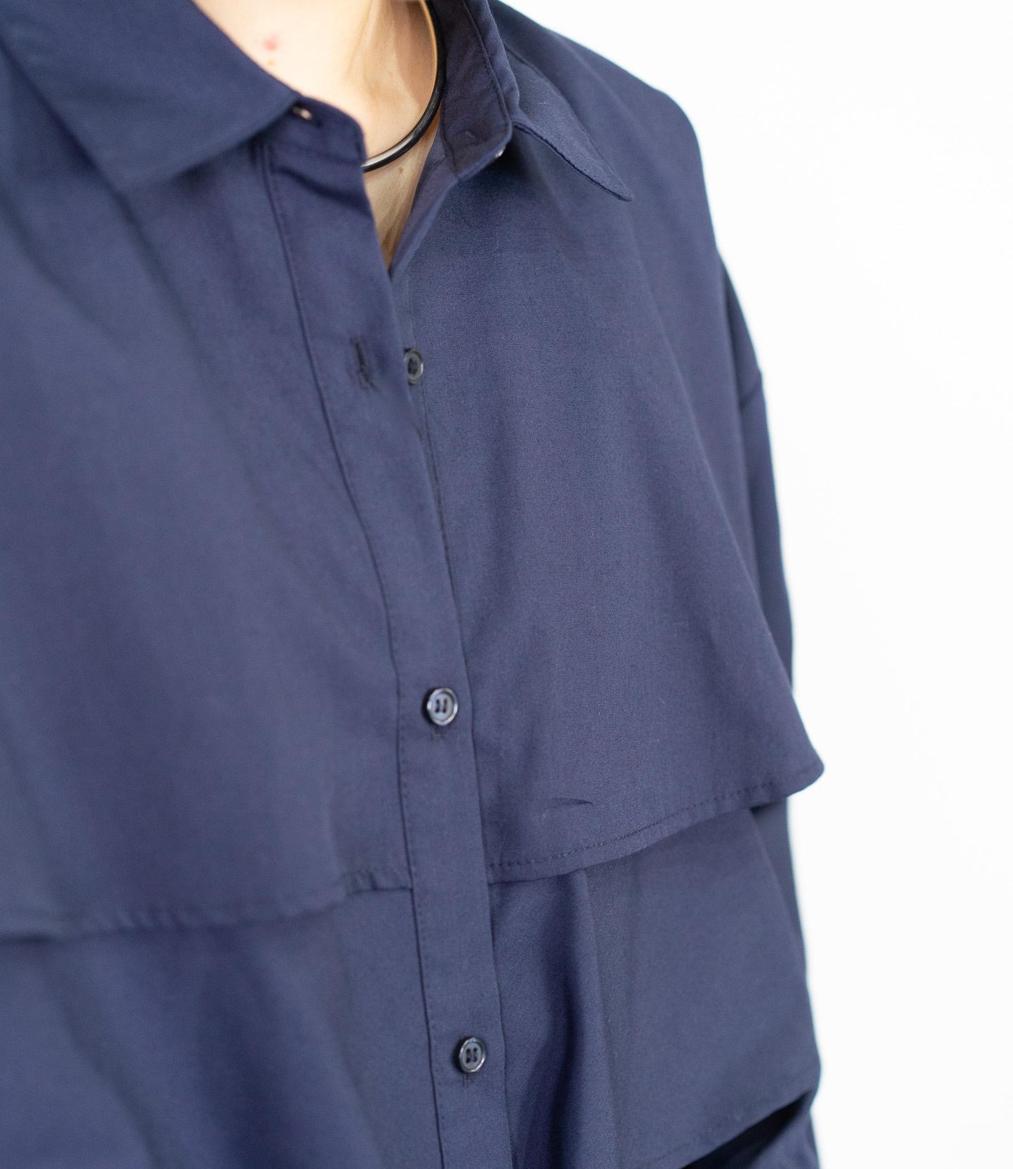 レイヤードライクダブルフリルシャツ