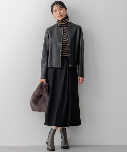 ウーステッドウール リブタートルネック ニット