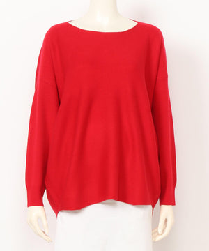 ボートネックニット