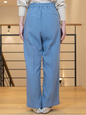 ストレートパンツ