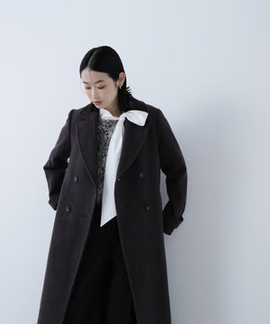 ビッグカラーダブルチェスターコート