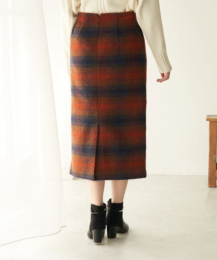 チェックスカート