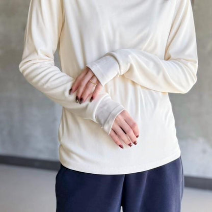 クルーネックトップス