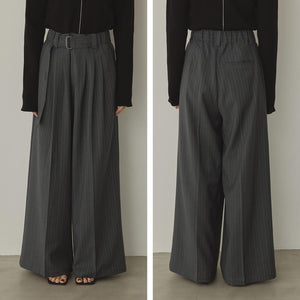 ルーズワイドスラックス