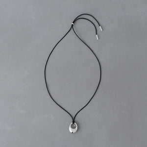 エッグシェイプコードネックレス