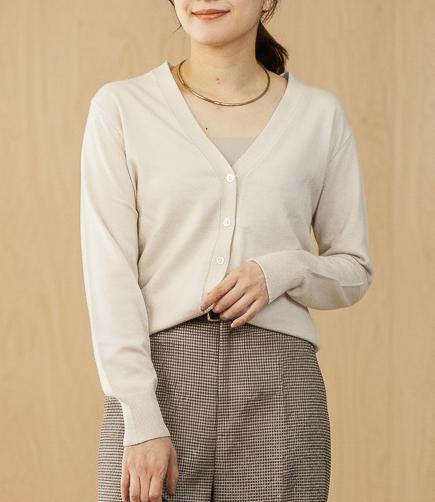 ソフトタッチVネックニットカーディガン