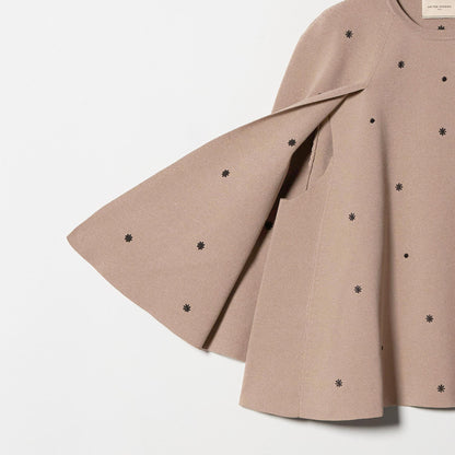 エンブロイダリー フラワー ケープニット ‐ウォッシャブル‐