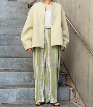 ダンボールノーカラーアウター