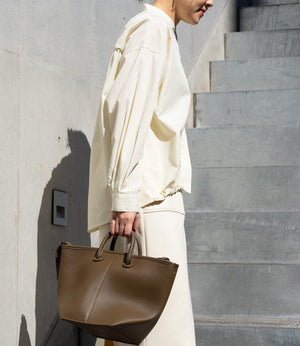 ラメストライプバッグギャザーシャツ