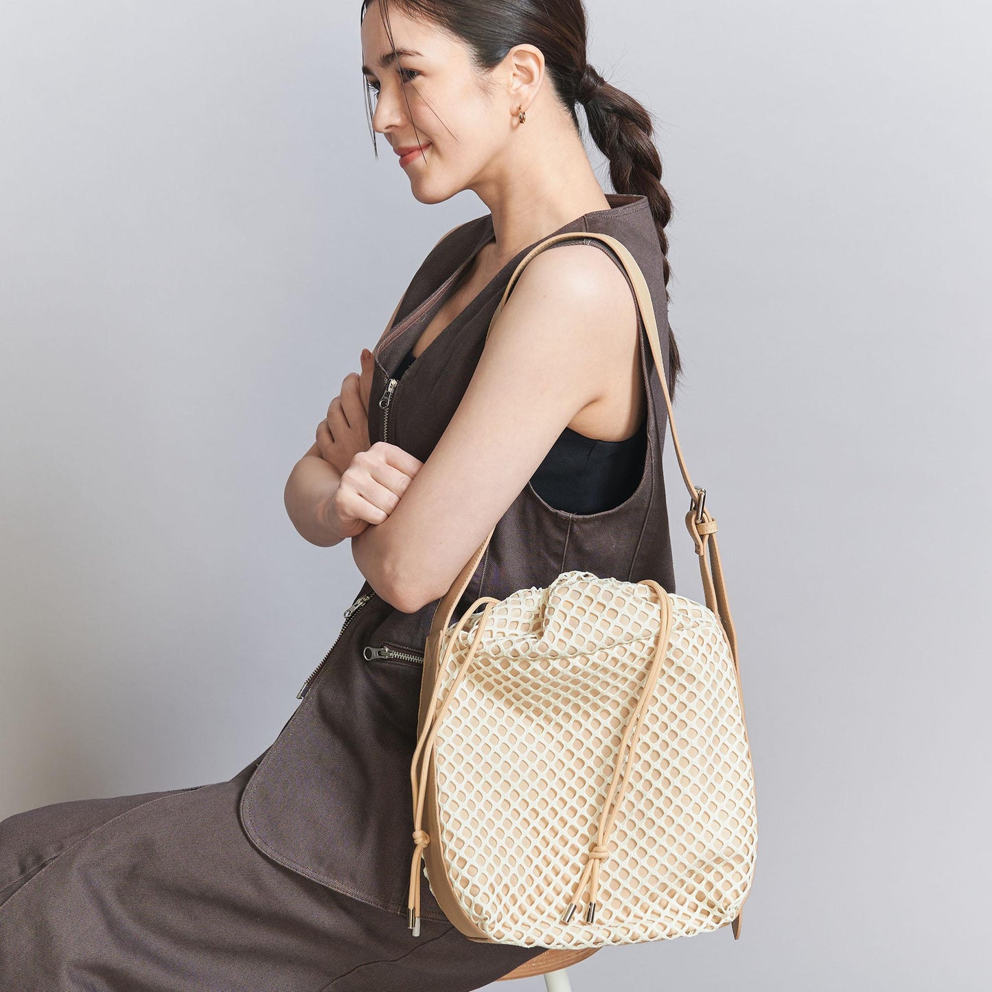 レザーライク×メッシュ コンビ ショルダーバッグ