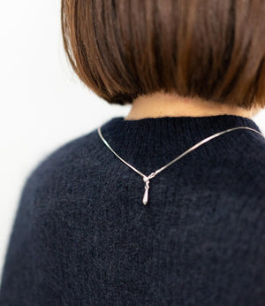 ドロップパールロングネックレス