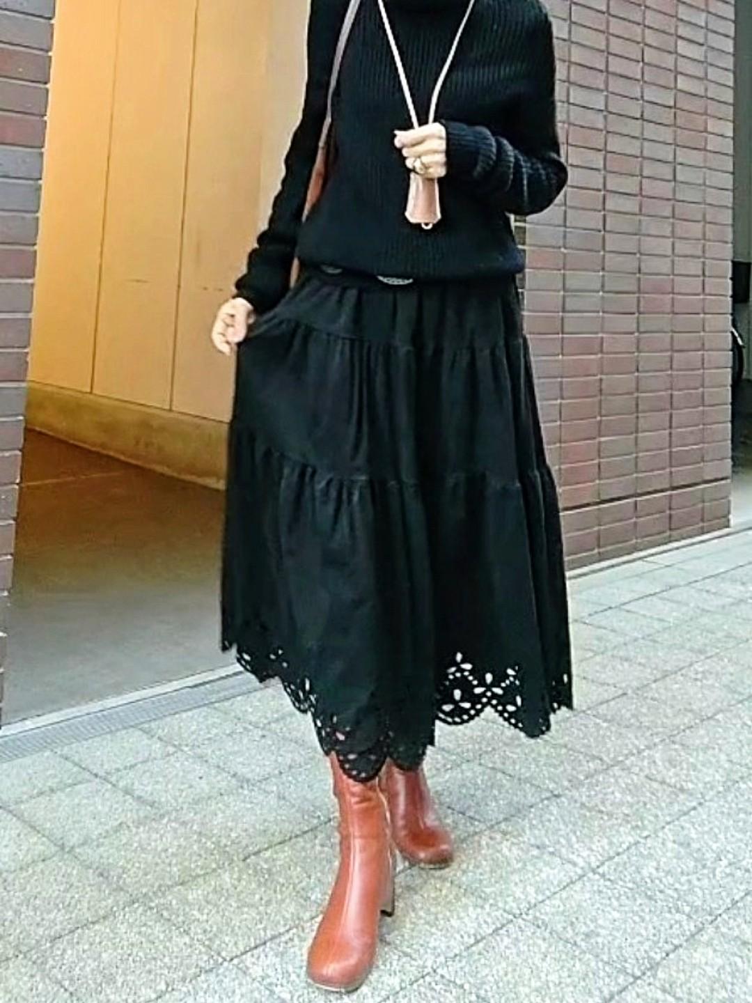 スエードパンチングティアードスカート