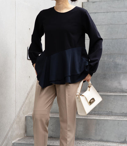 ドッキングイレヘムブラウス