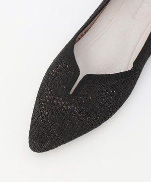 ポインテッド レース パンプス