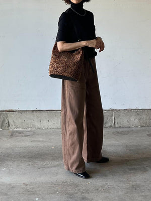 ブラウンデニムパンツ