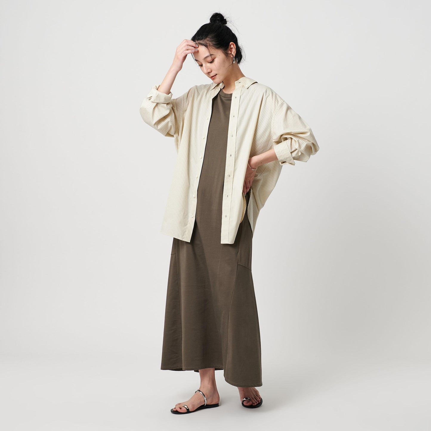 【WEB限定 Wardrobe DAILY MINIMAL】ティアード フレンチスリーブワンピース 接触冷感 吸水速乾