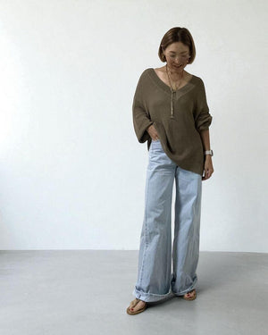 Vネックメッシュオーバーニット