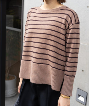 ボーダー柄ニット
