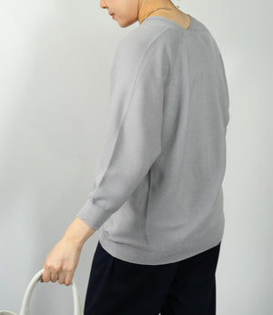 ホールガーメンVネックトニット