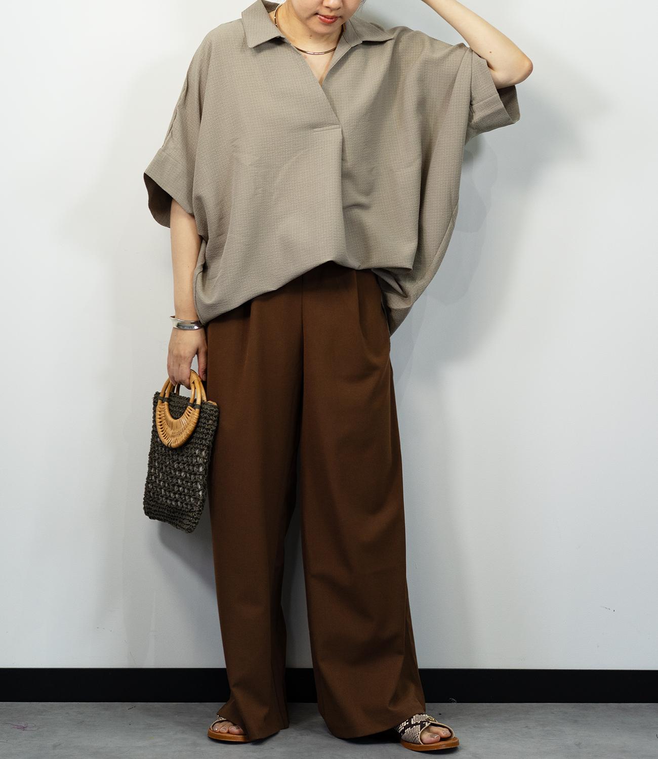 ストレッチタックストレートパンツ