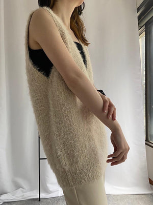 シャギーVネックニットベスト