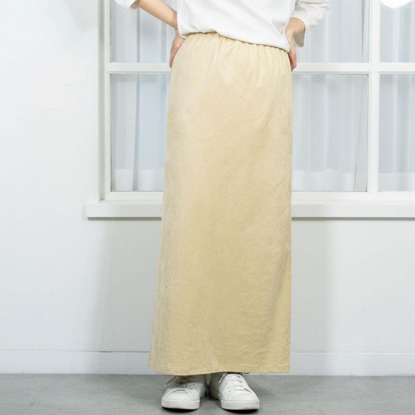 ストレッチスウェードライクIラインスカート