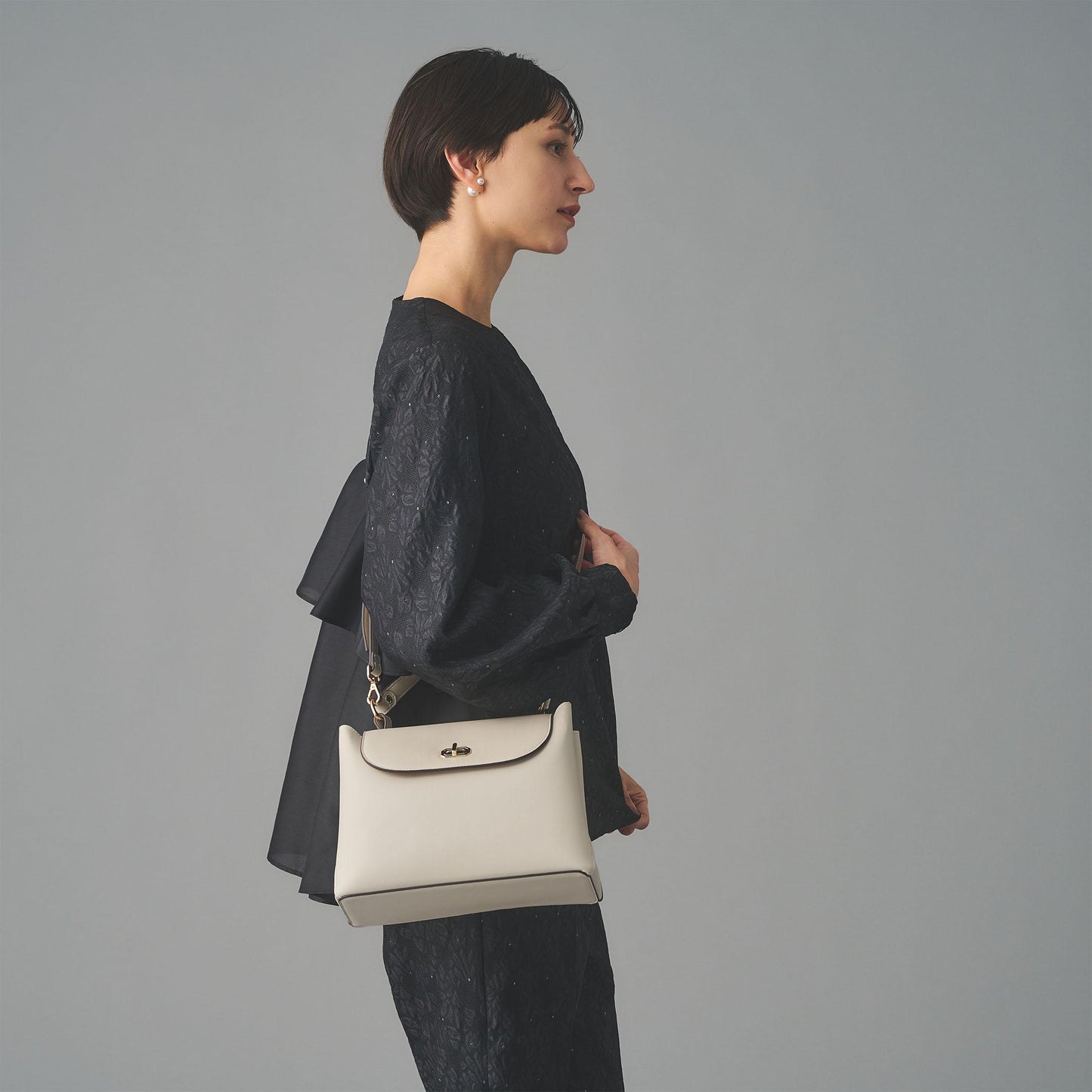 ダブルフェイス ワンハンドル バッグ