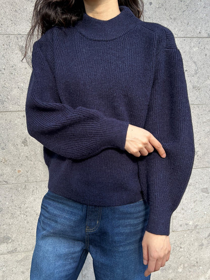 ハイネックボリュームスリーブニット