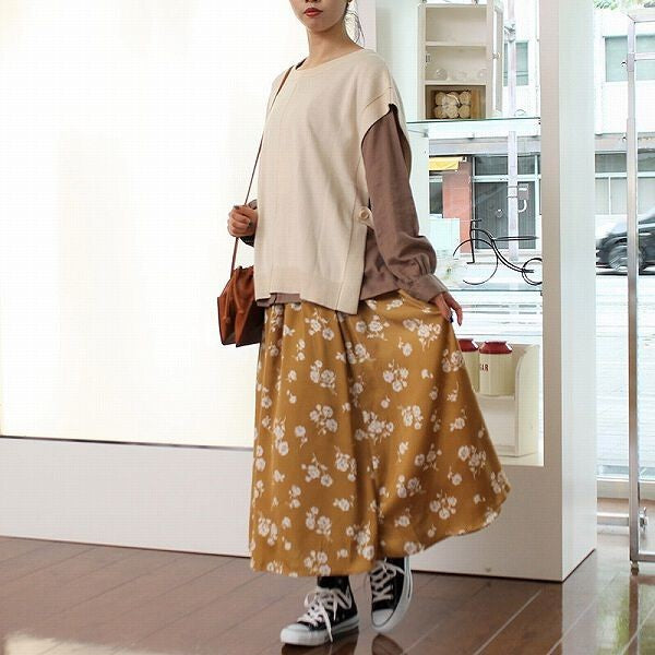 花柄ロングスカート