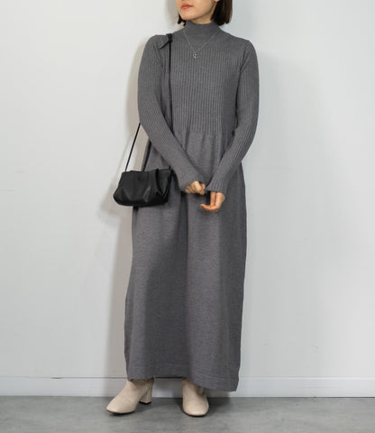 Vネックベストスリムワンピースアンサンブル