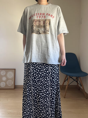 レトロCARプリントTシャツ