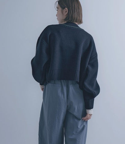 Vネックショートカーディガン