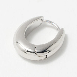 オーバル フープ ピアス