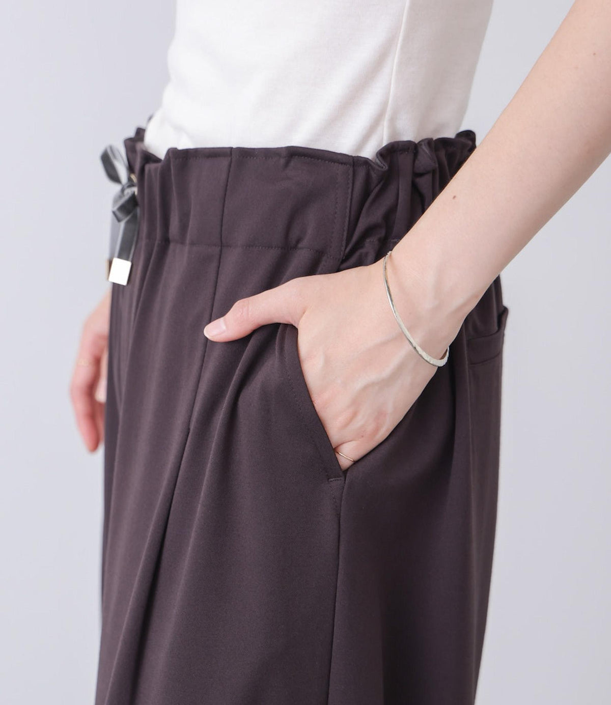 カットセミワイドパンツ