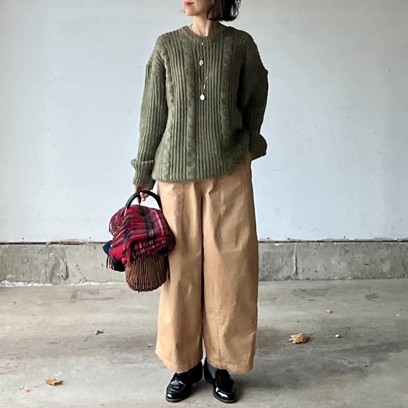 タックワイドチノパンツ