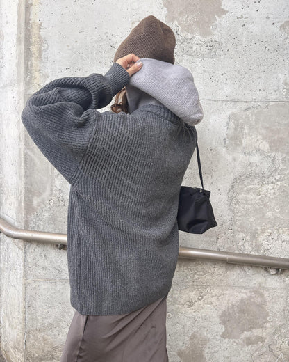 レイヤードニットジップアップ