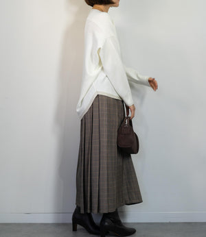 ラメボートネックラウンドニット