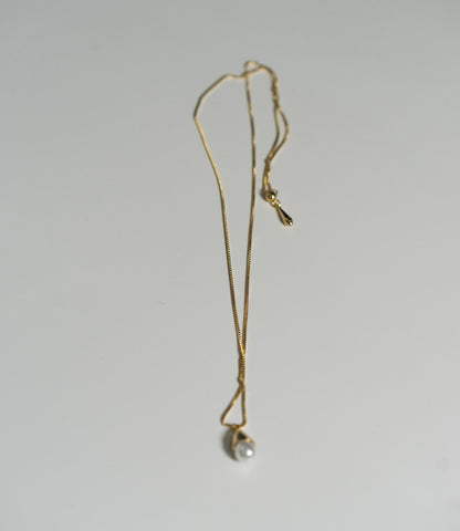 ドロップパールロングネックレス